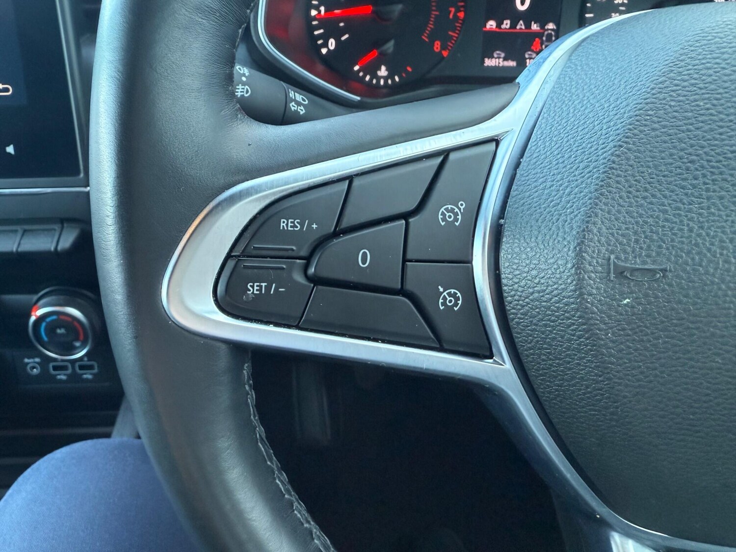 Used Renault Clio 2020 for sale - 76927057: Photo 31