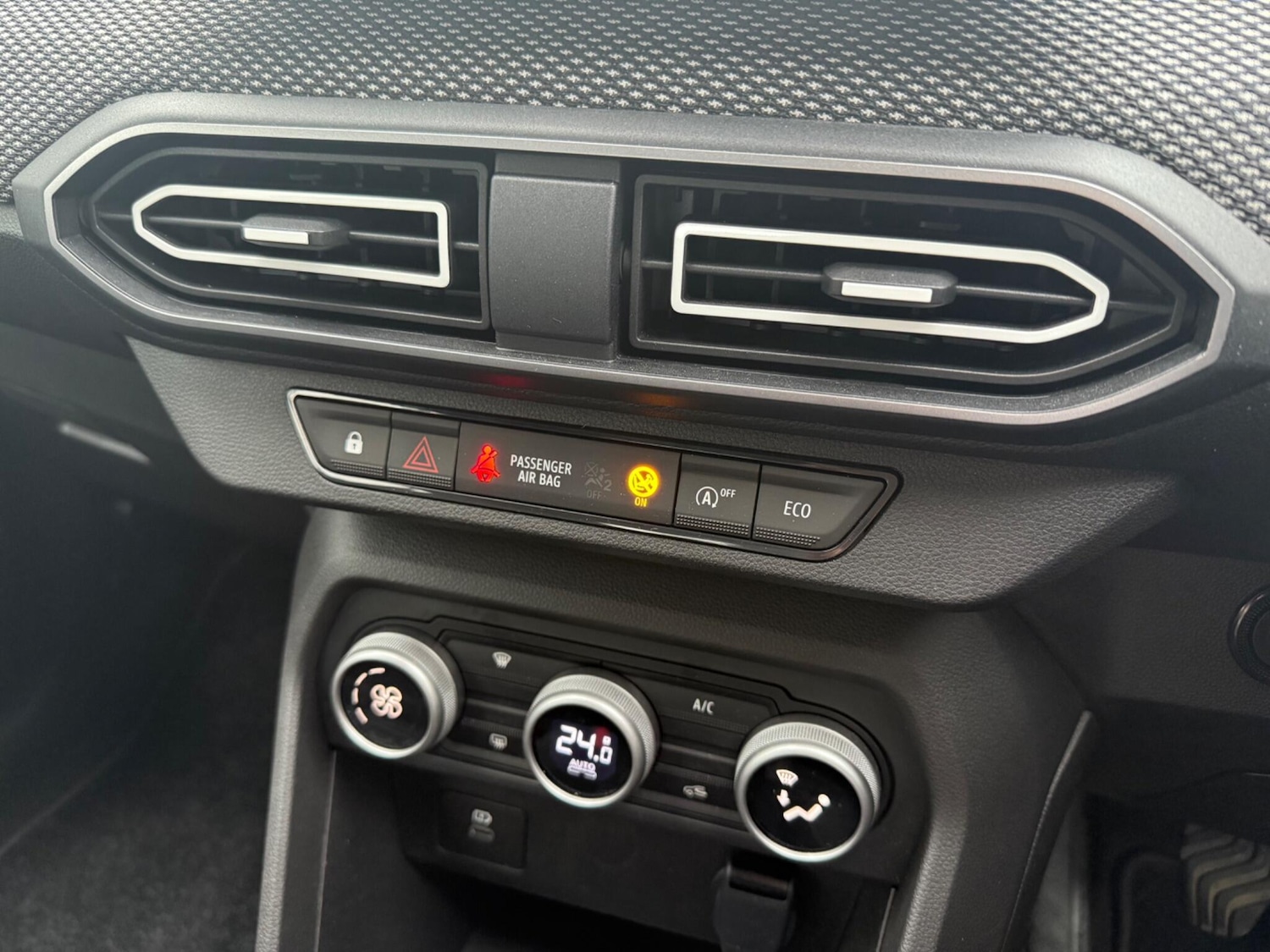 Used Dacia Sandero 2025 for sale - 76283704: Photo 26