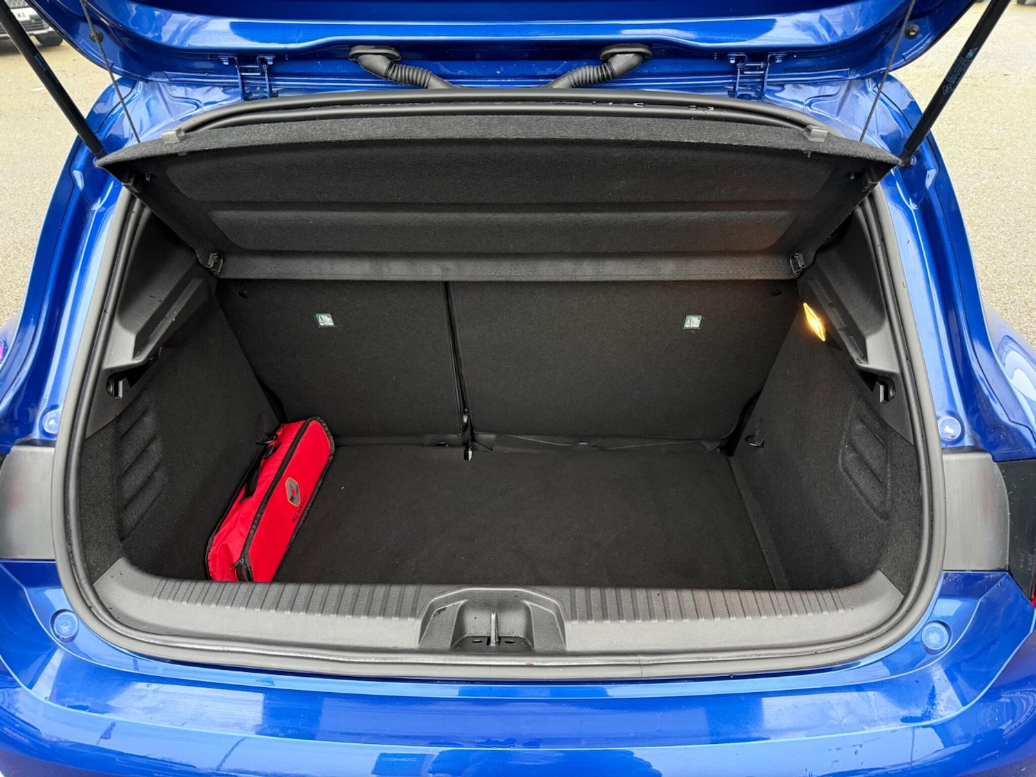 Used Renault Clio 2021 for sale - 77305775: Photo 15