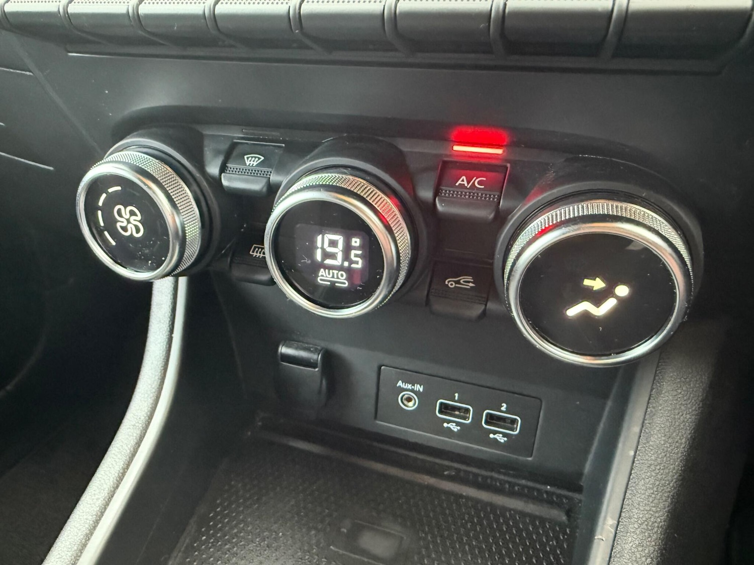 Used Renault Captur 2022 for sale - 76927073: Photo 29