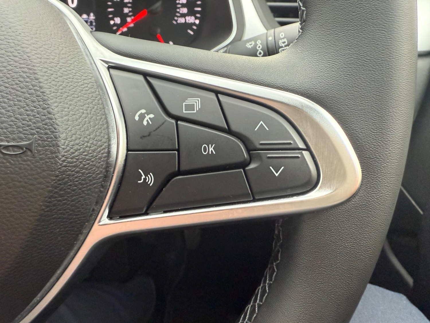 Used Renault Captur 2022 for sale - 76927073: Photo 36