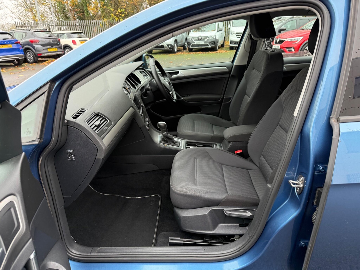 Used Volkswagen Golf 2016 for sale - 76765922: Photo 19