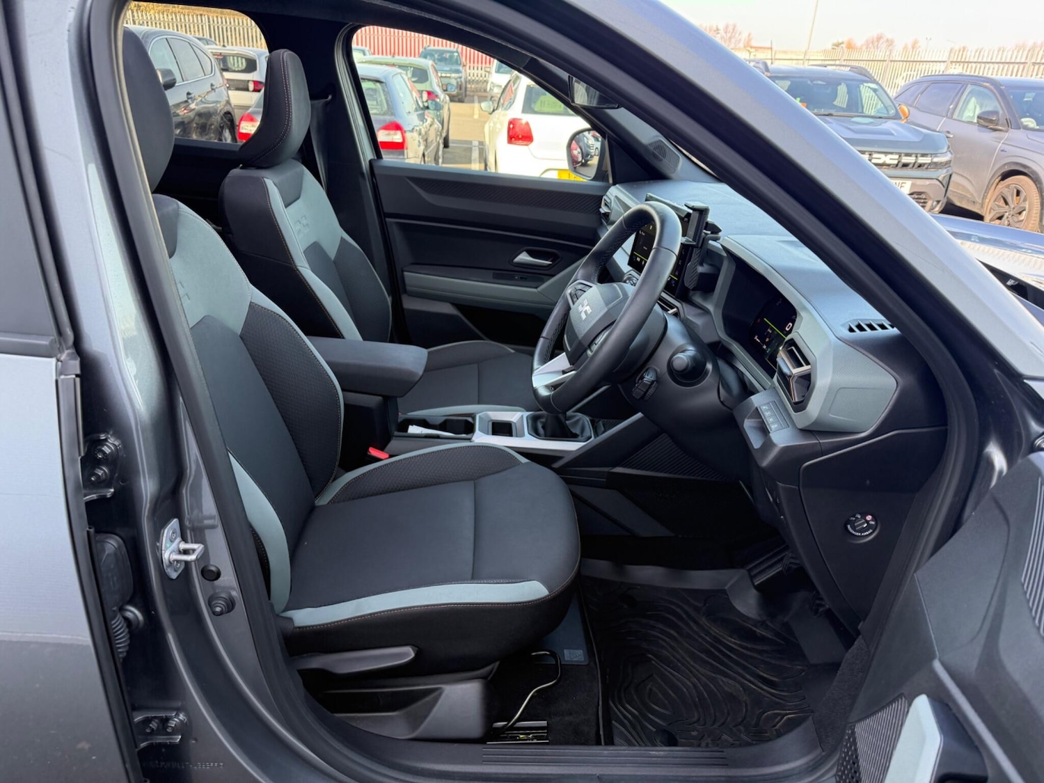 Used Dacia Bigster 2025 for sale - 78047437: Photo 17