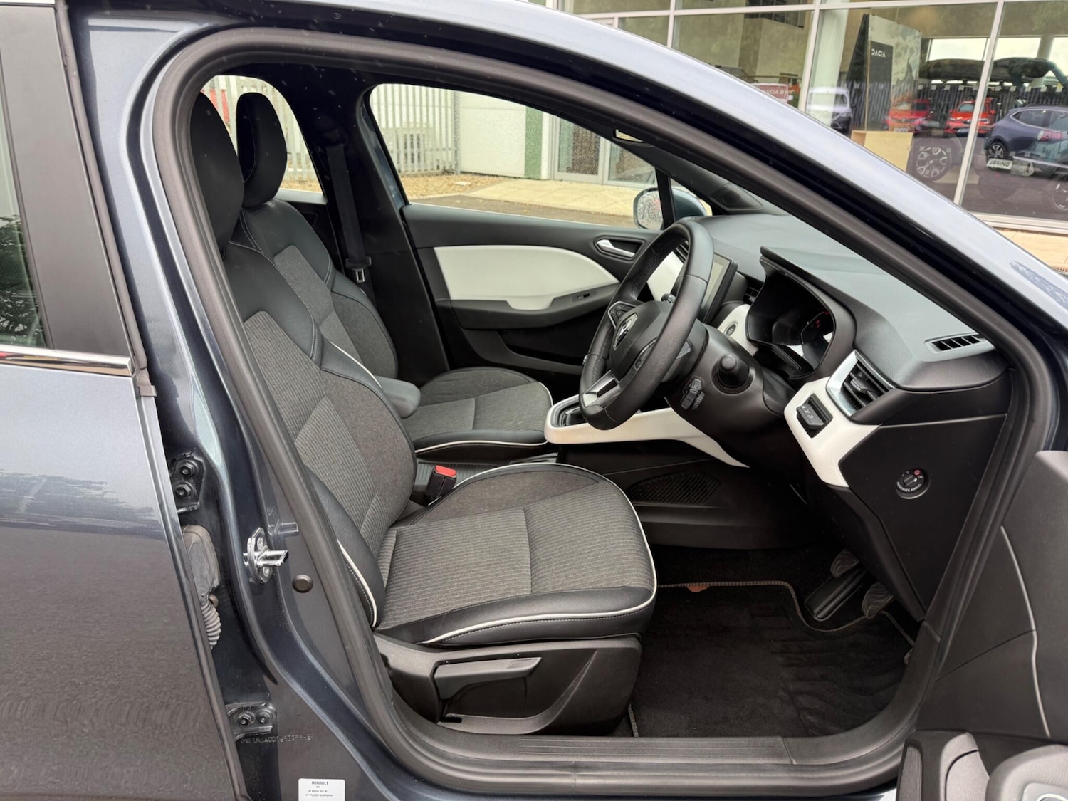 Used Renault Clio 2022 for sale - 76484485: Photo 13