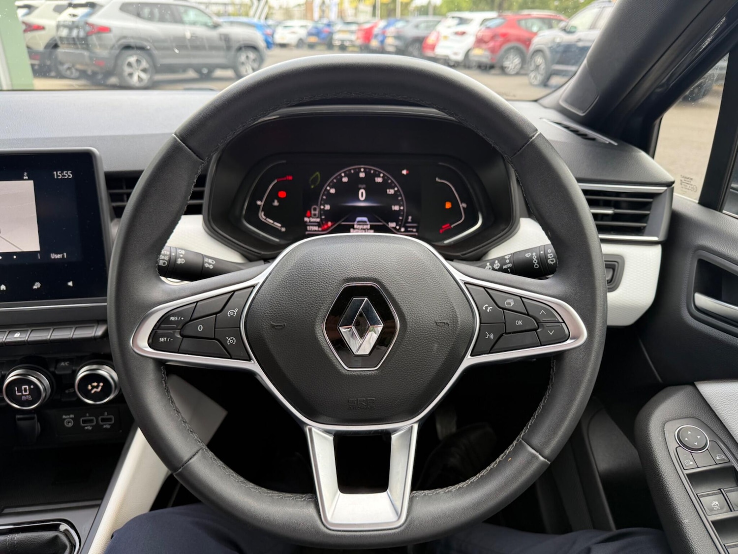 Used Renault Clio 2022 for sale - 76484485: Photo 24