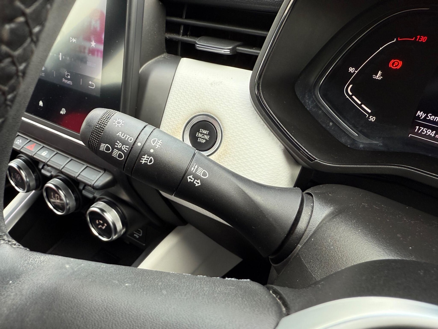 Used Renault Clio 2022 for sale - 76484485: Photo 35