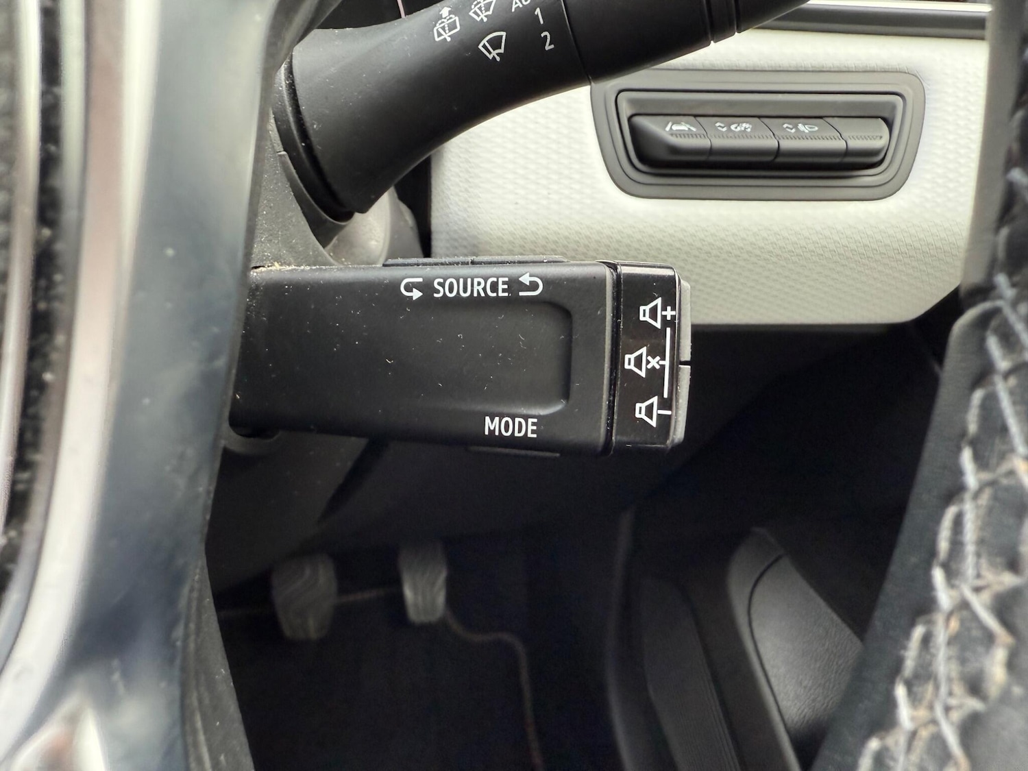 Used Renault Clio 2022 for sale - 76484485: Photo 39