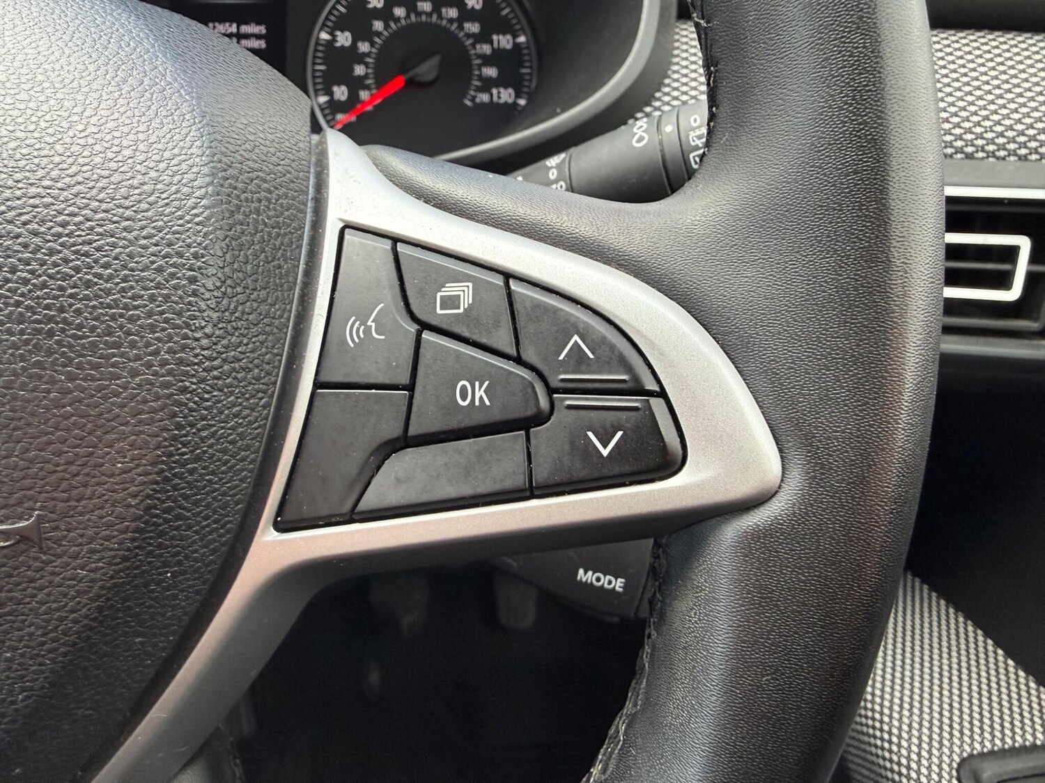 Used Dacia Jogger 2023 for sale - 77839646: Photo 28