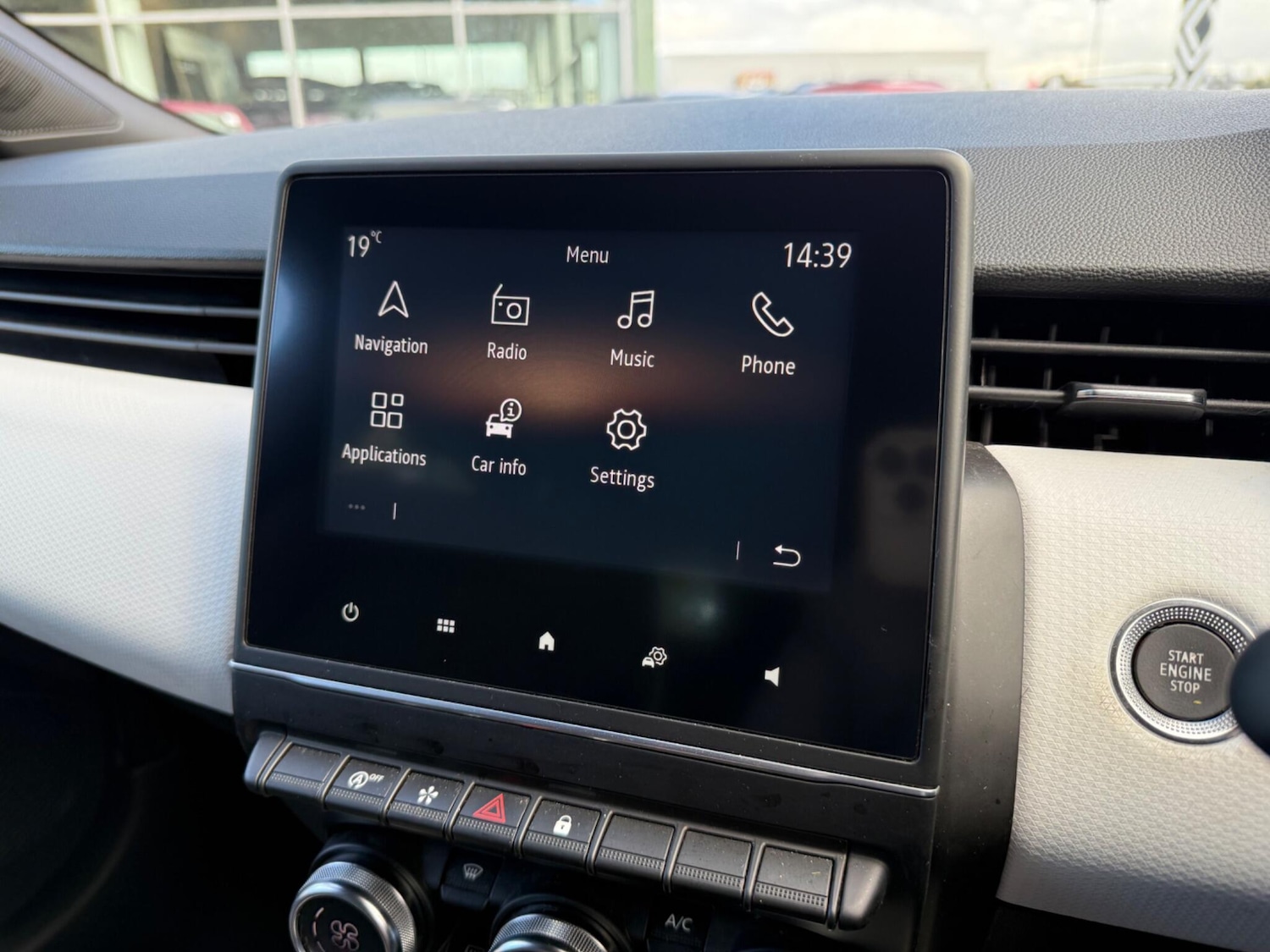 Used Renault Clio 2022 for sale - 76484738: Photo 27