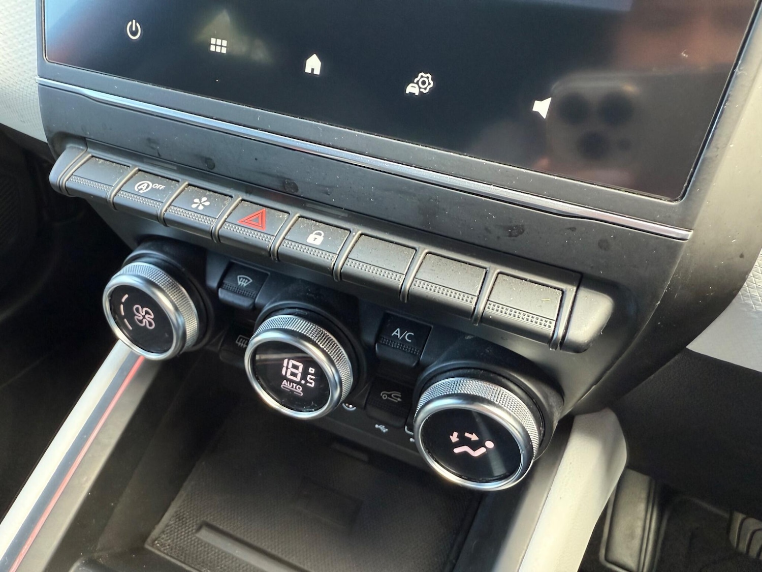 Used Renault Clio 2022 for sale - 76484738: Photo 31