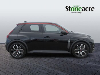 Used Renault 5 E-Tech electric 2025 for sale - 76001545: Photo