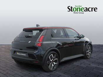 Used Renault 5 E-Tech electric 2025 for sale - 76001545: Photo