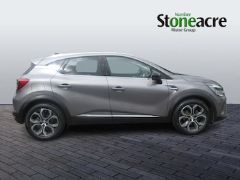 Used Renault Captur 2023 for sale - 79532334: Photo
