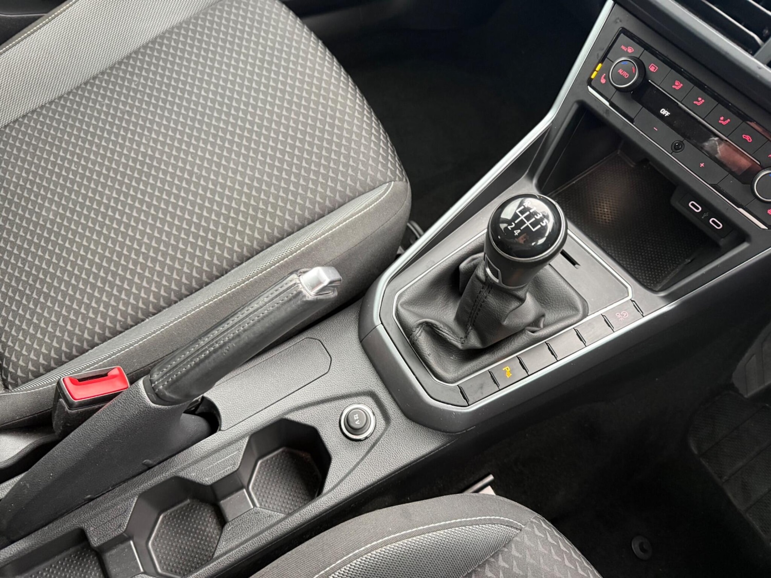 Used Volkswagen Polo for sale - 77537906: Photo 32