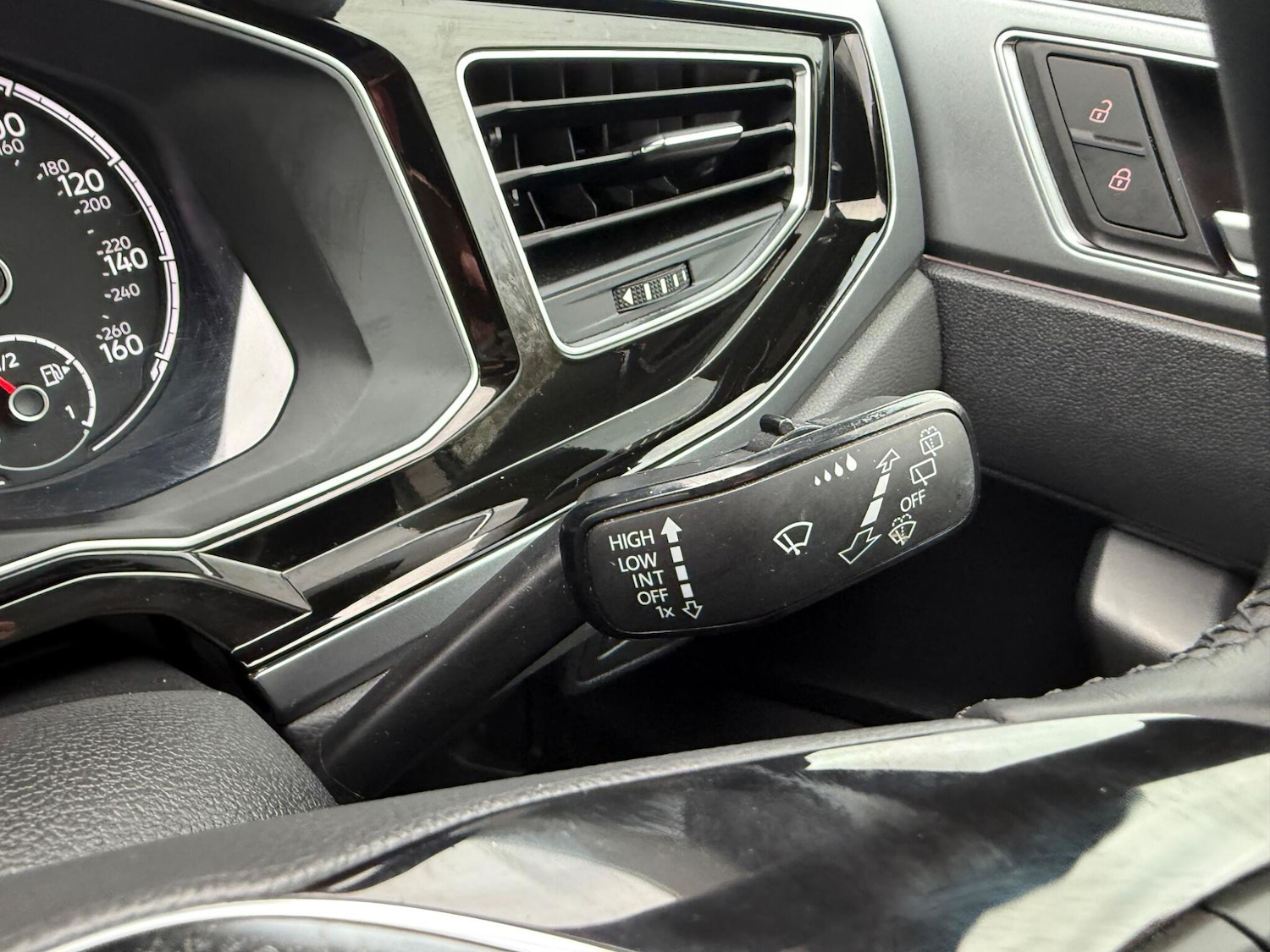 Used Volkswagen Polo for sale - 77537906: Photo 39