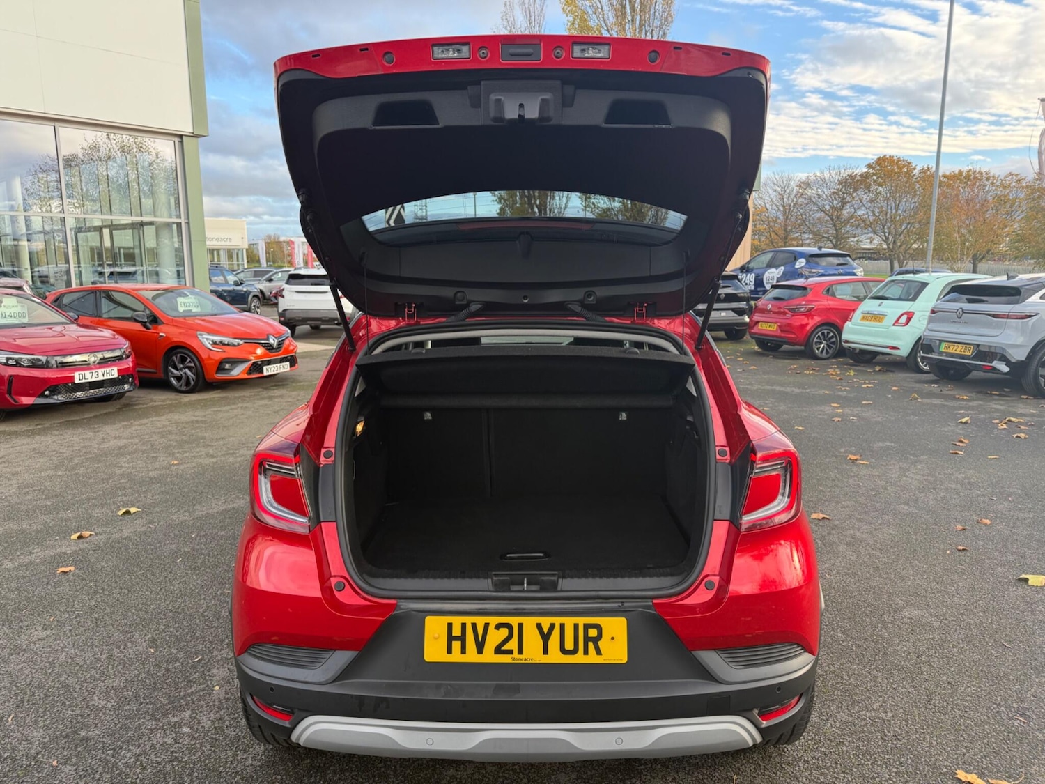 Used Renault Captur 2021 for sale - 76926125: Photo 18