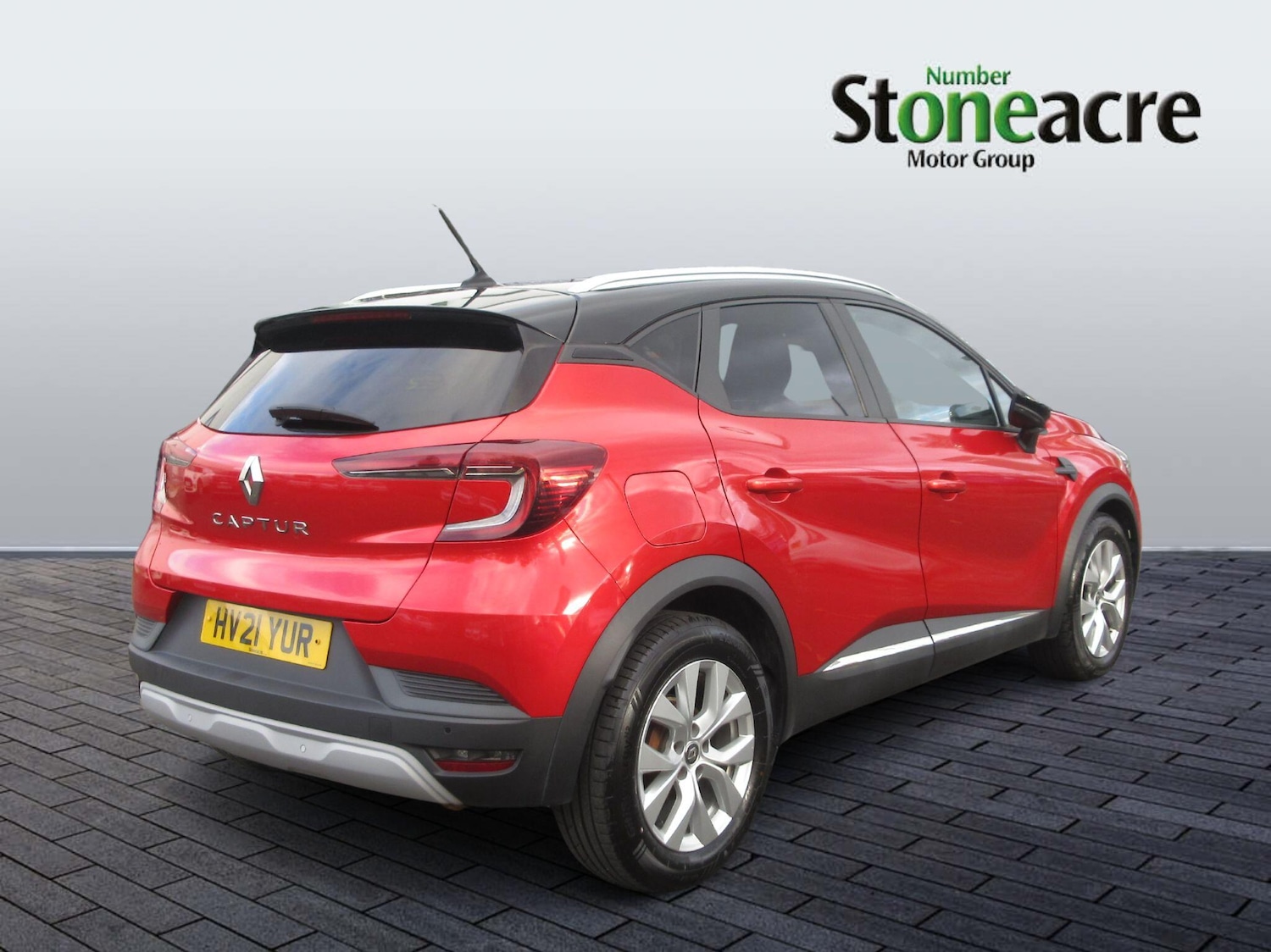 Used Renault Captur 2021 for sale - 76926125: Photo 3