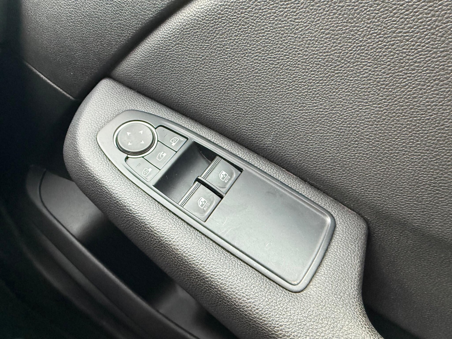 Used Renault Clio 2020 for sale - 77156565: Photo 37