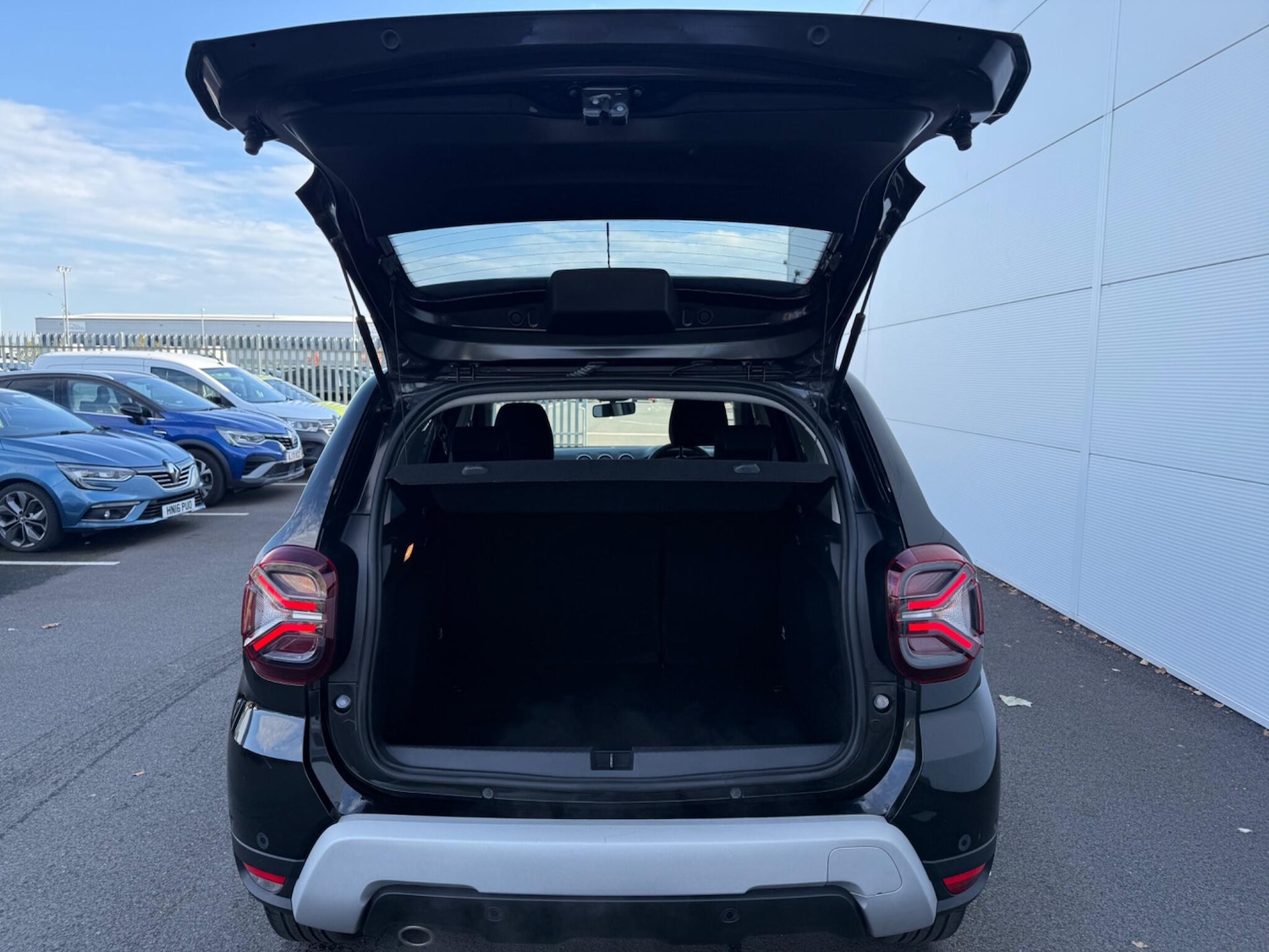 Used Dacia Duster 2022 for sale - 76122054: Photo 23