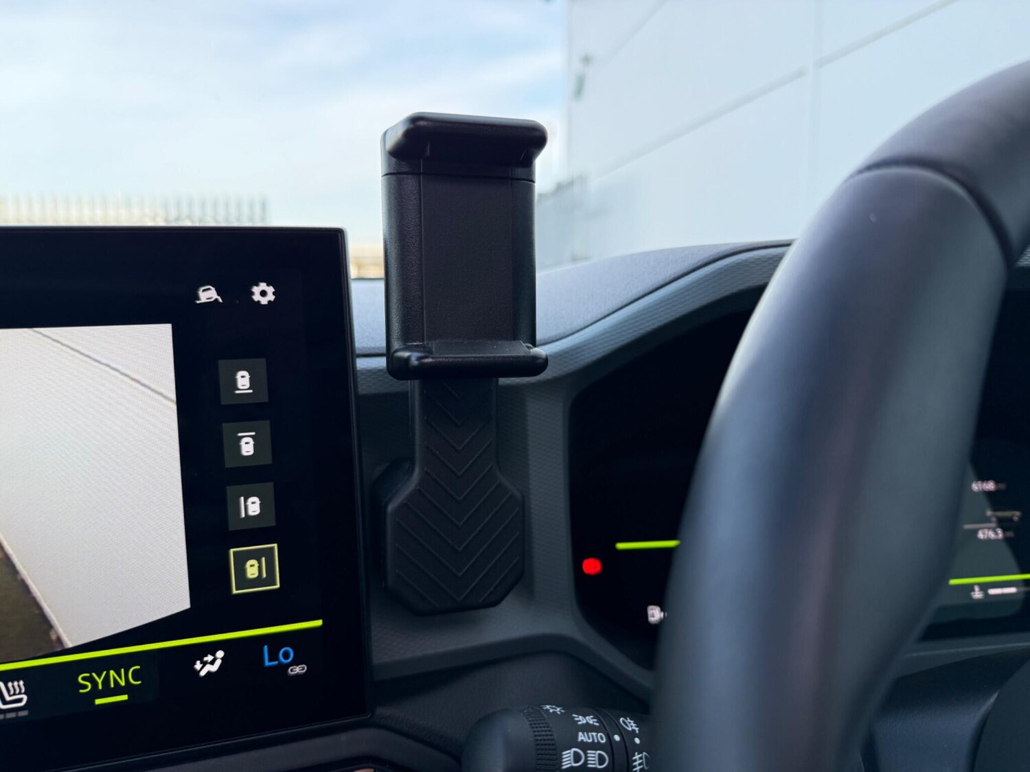 Used Dacia Bigster 2025 for sale - 77940044: Photo 42