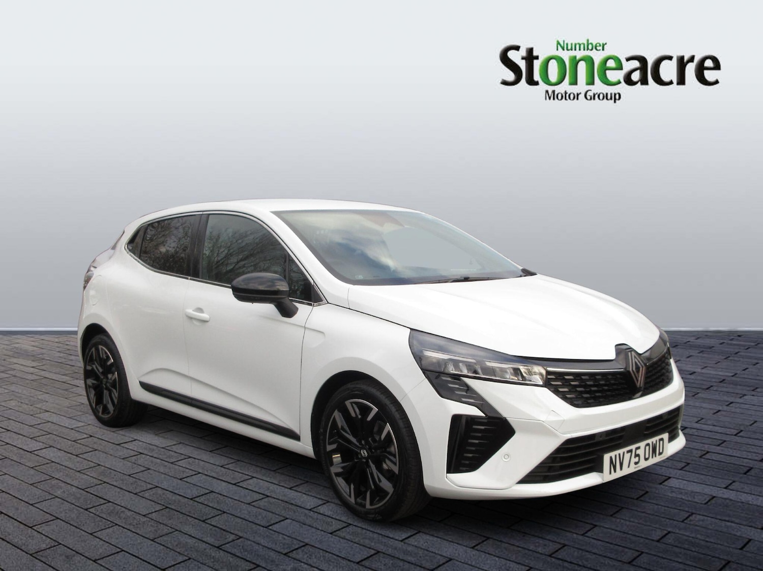 Used Renault Clio 2025 for sale - 76898443: Photo 1