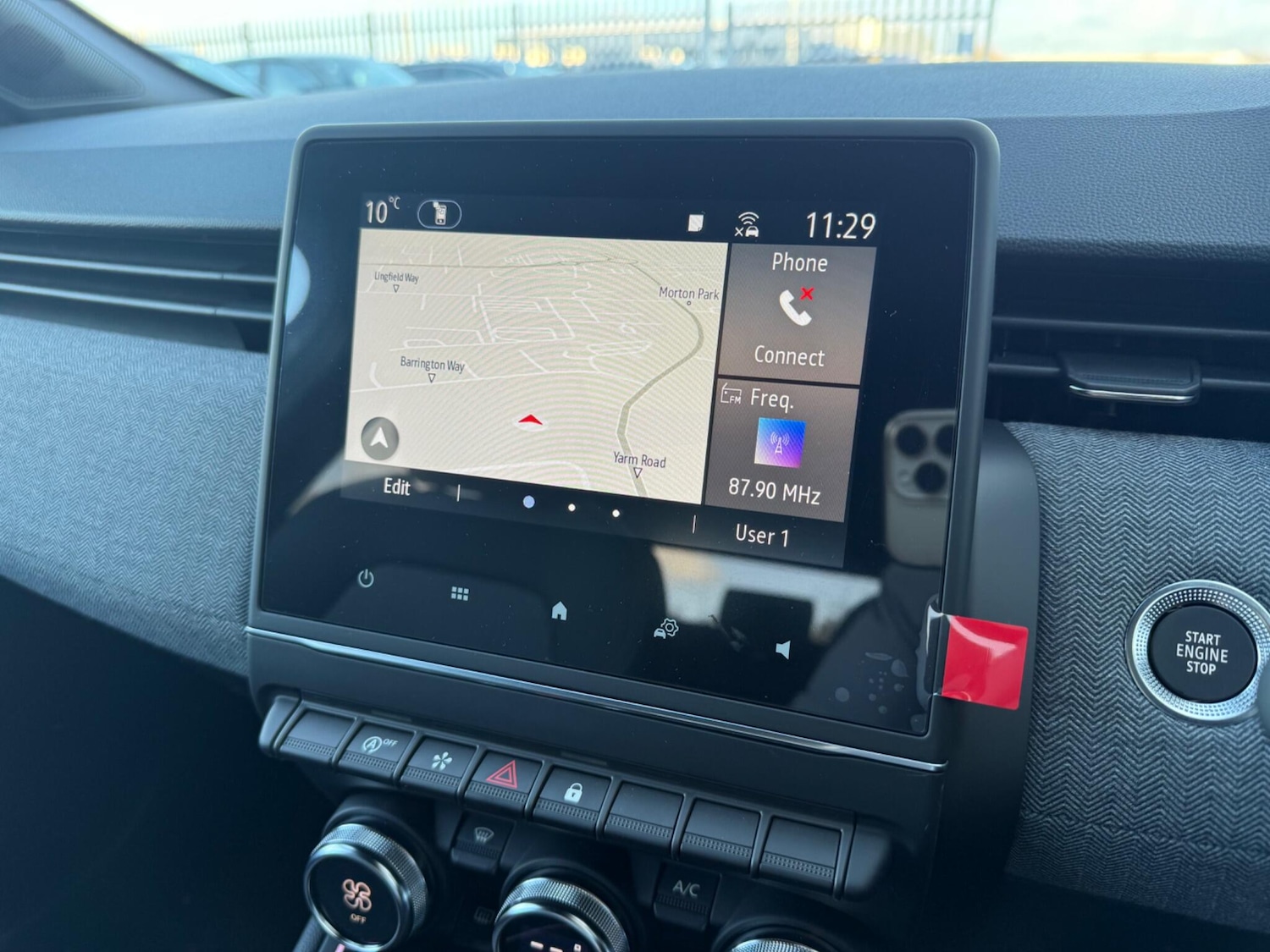 Used Renault Clio 2025 for sale - 76898443: Photo 24