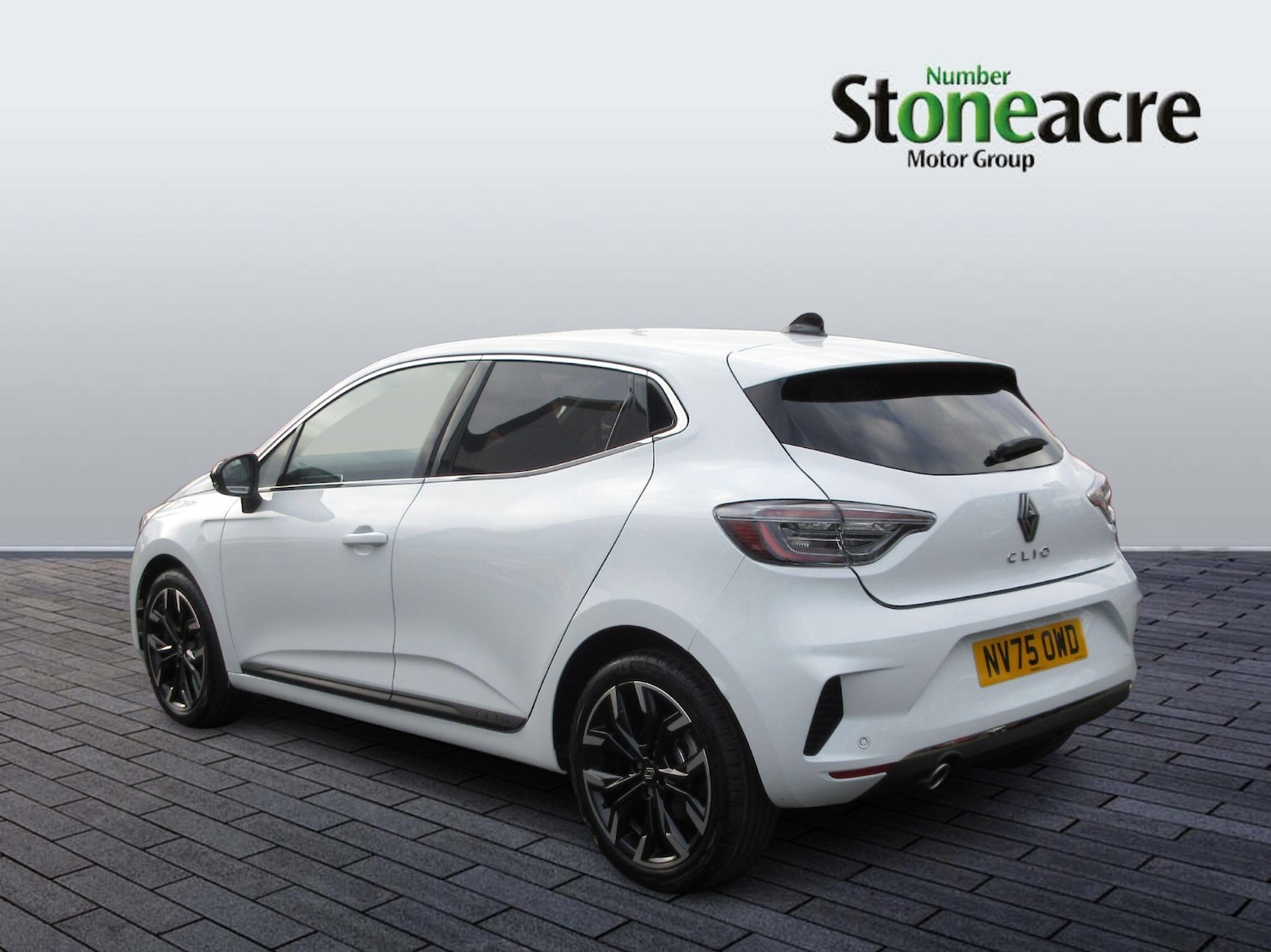 Used Renault Clio 2025 for sale - 76898443: Photo 5