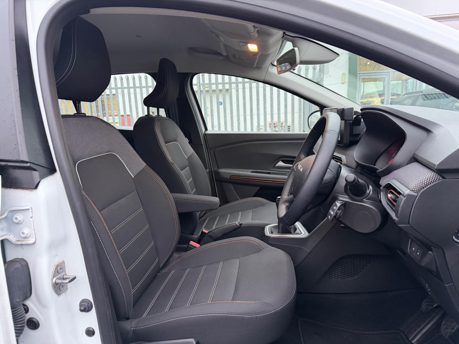 Used Dacia Sandero Stepway 2023 for sale - 77564931: Photo 27