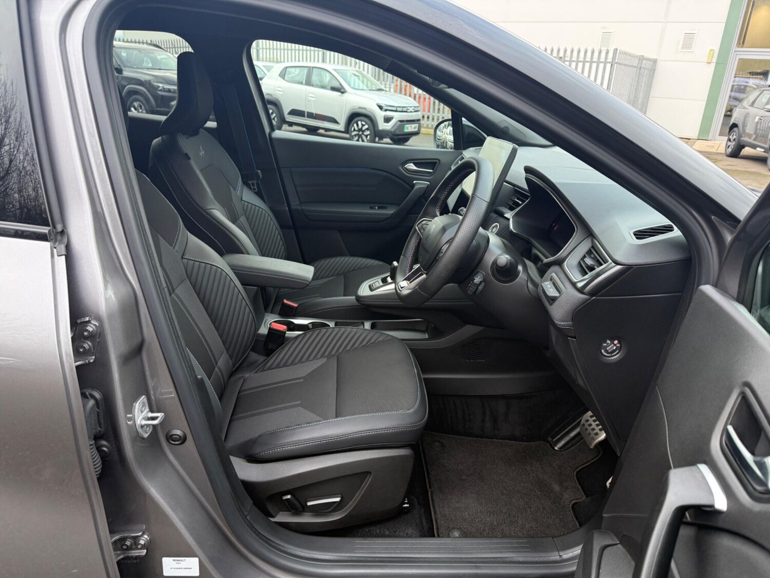 Used Renault Captur 2025 for sale - 77710351: Photo 10