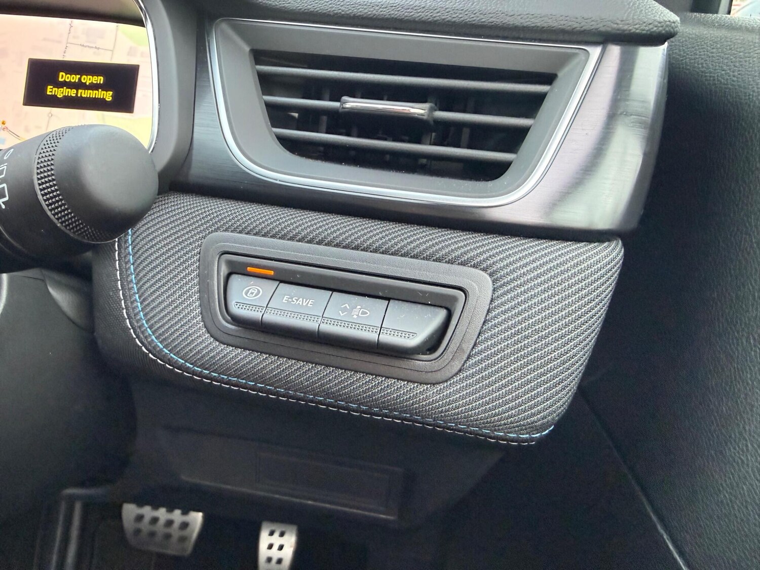 Used Renault Captur 2025 for sale - 77710351: Photo 31