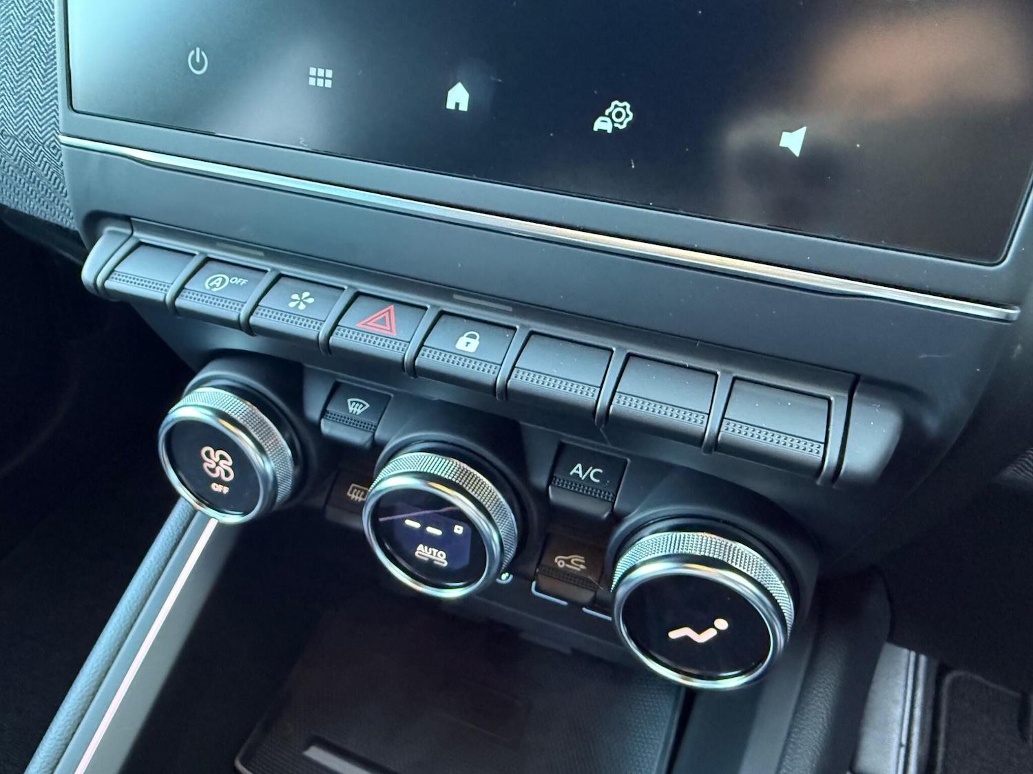 Used Renault Clio 2025 for sale - 77081461: Photo 29