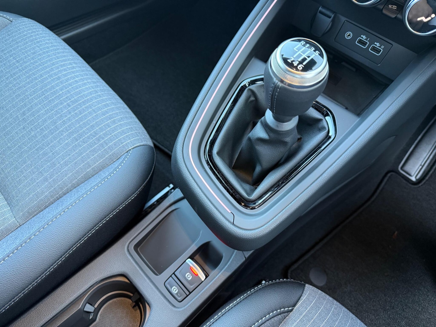 Used Renault Clio 2025 for sale - 77081461: Photo 32