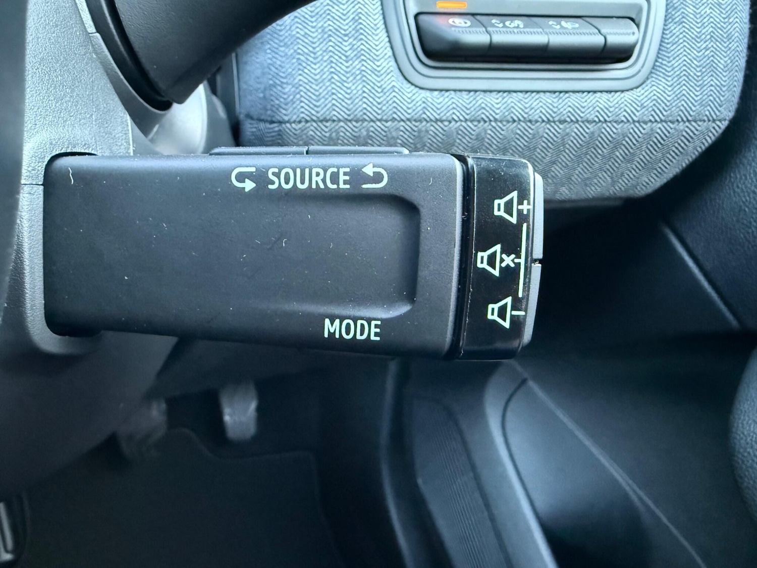 Used Renault Clio 2025 for sale - 77081461: Photo 38