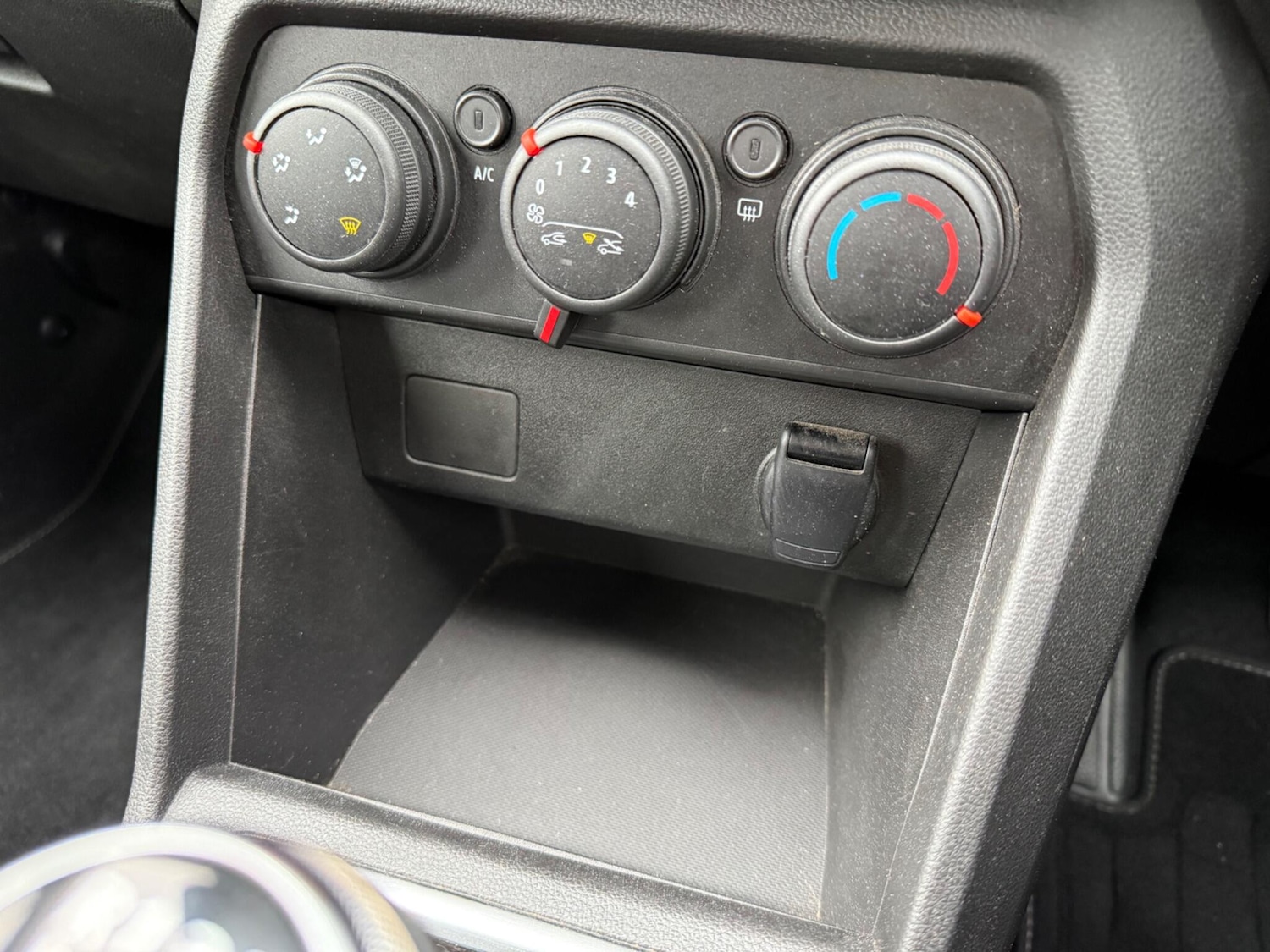 Used Dacia Sandero for sale - 77808474: Photo 29