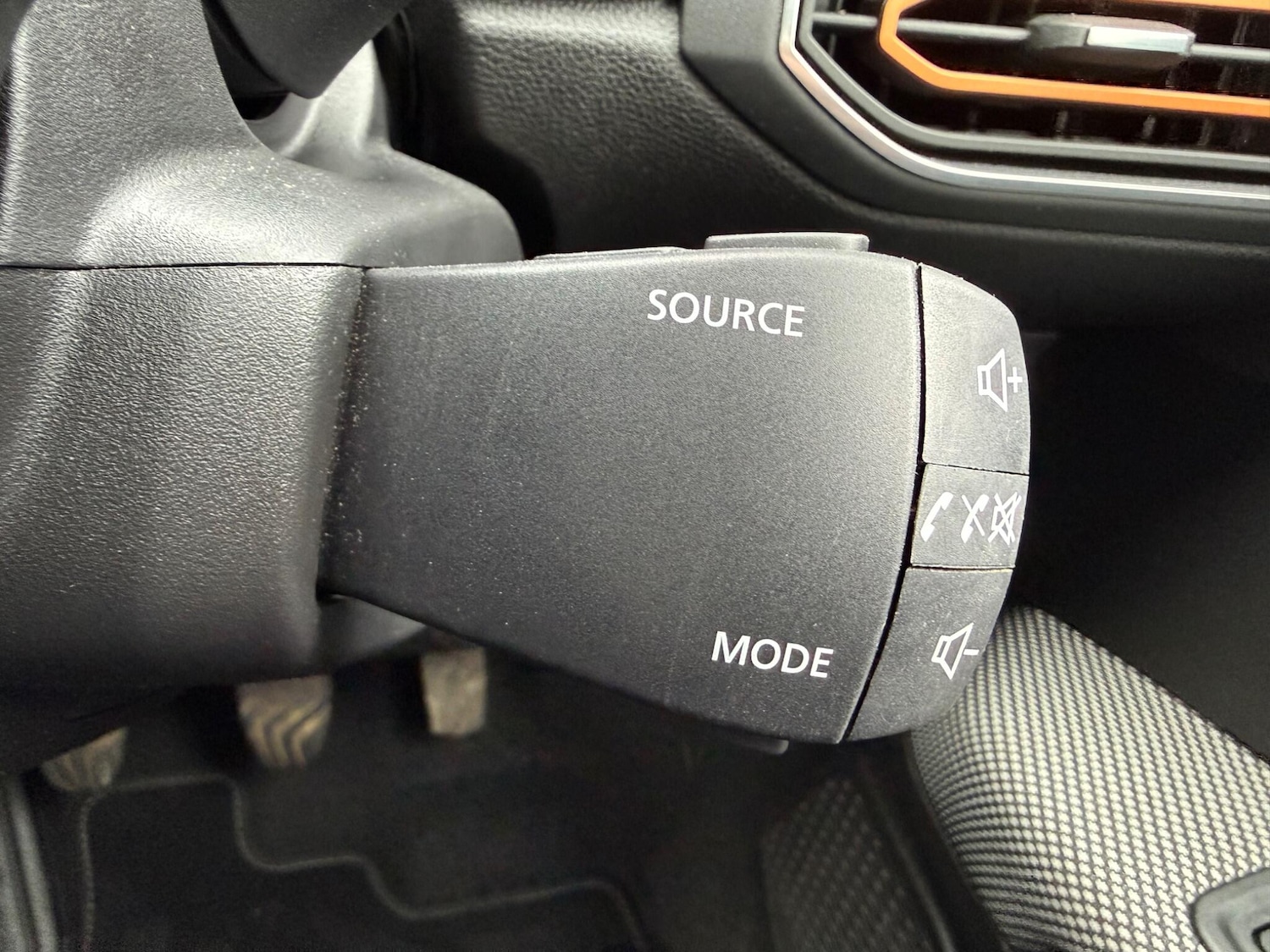 Used Dacia Sandero for sale - 77808474: Photo 35