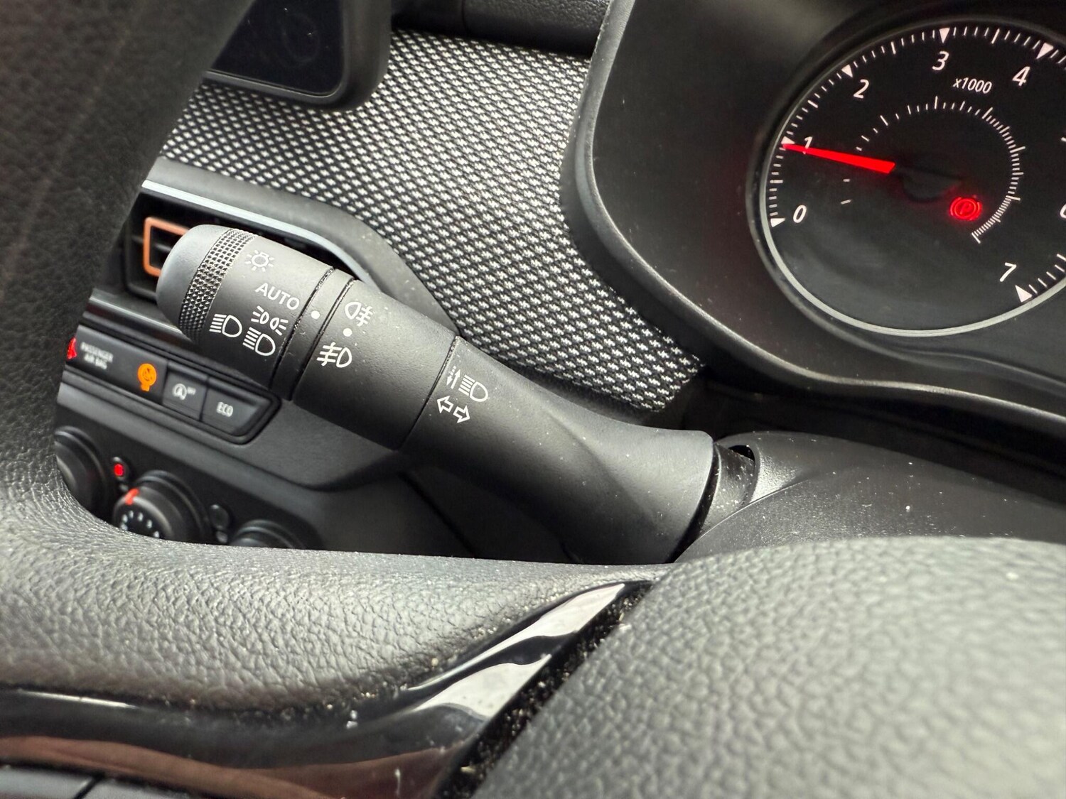 Used Dacia Sandero Stepway 2023 for sale - 76925877: Photo 38