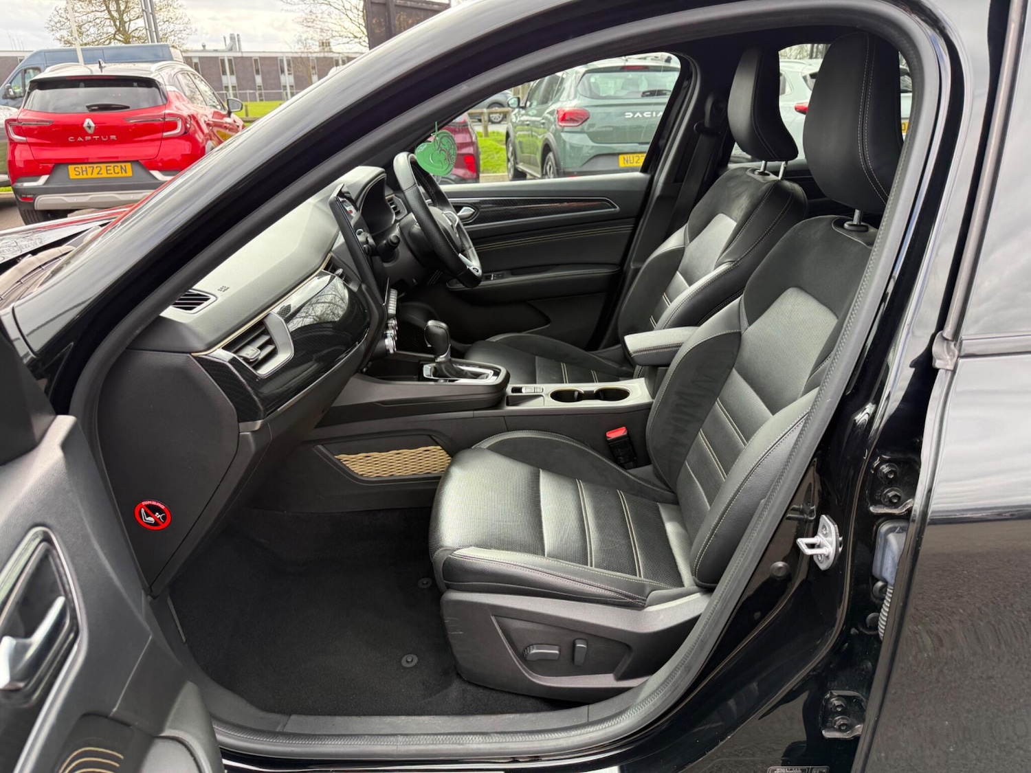 Used Renault Arkana 2023 for sale - 78100917: Photo 15