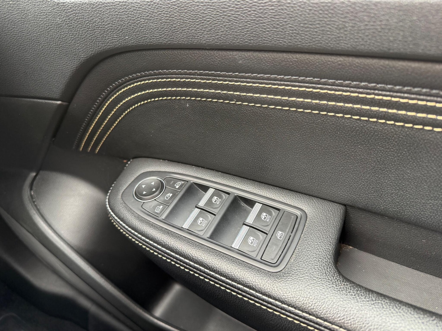 Used Renault Arkana 2023 for sale - 78100917: Photo 39