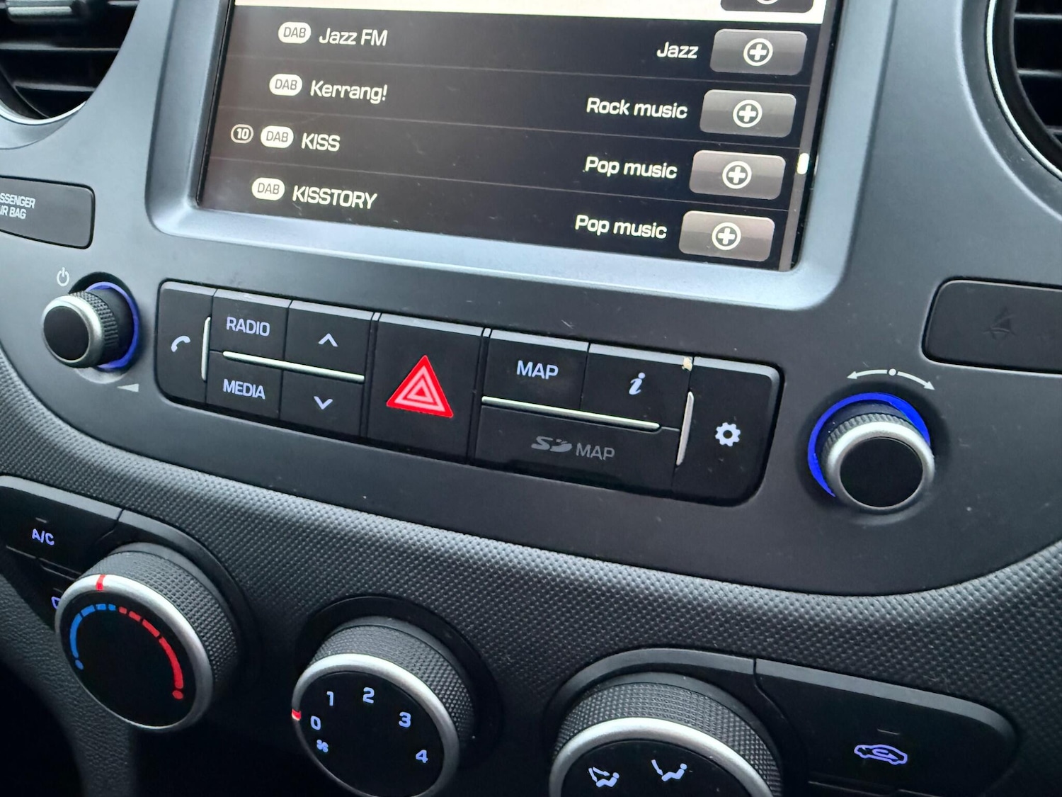 Used Hyundai i10 2019 for sale - 77191621: Photo 27