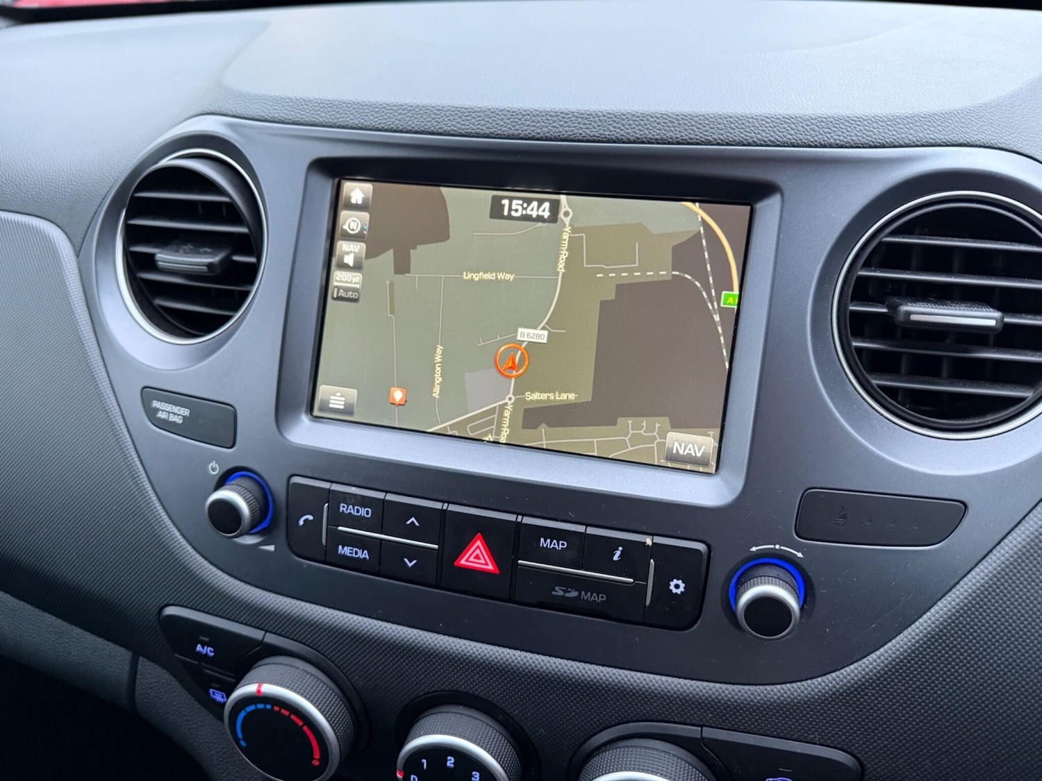 Used Hyundai i10 2019 for sale - 77191621: Photo 29