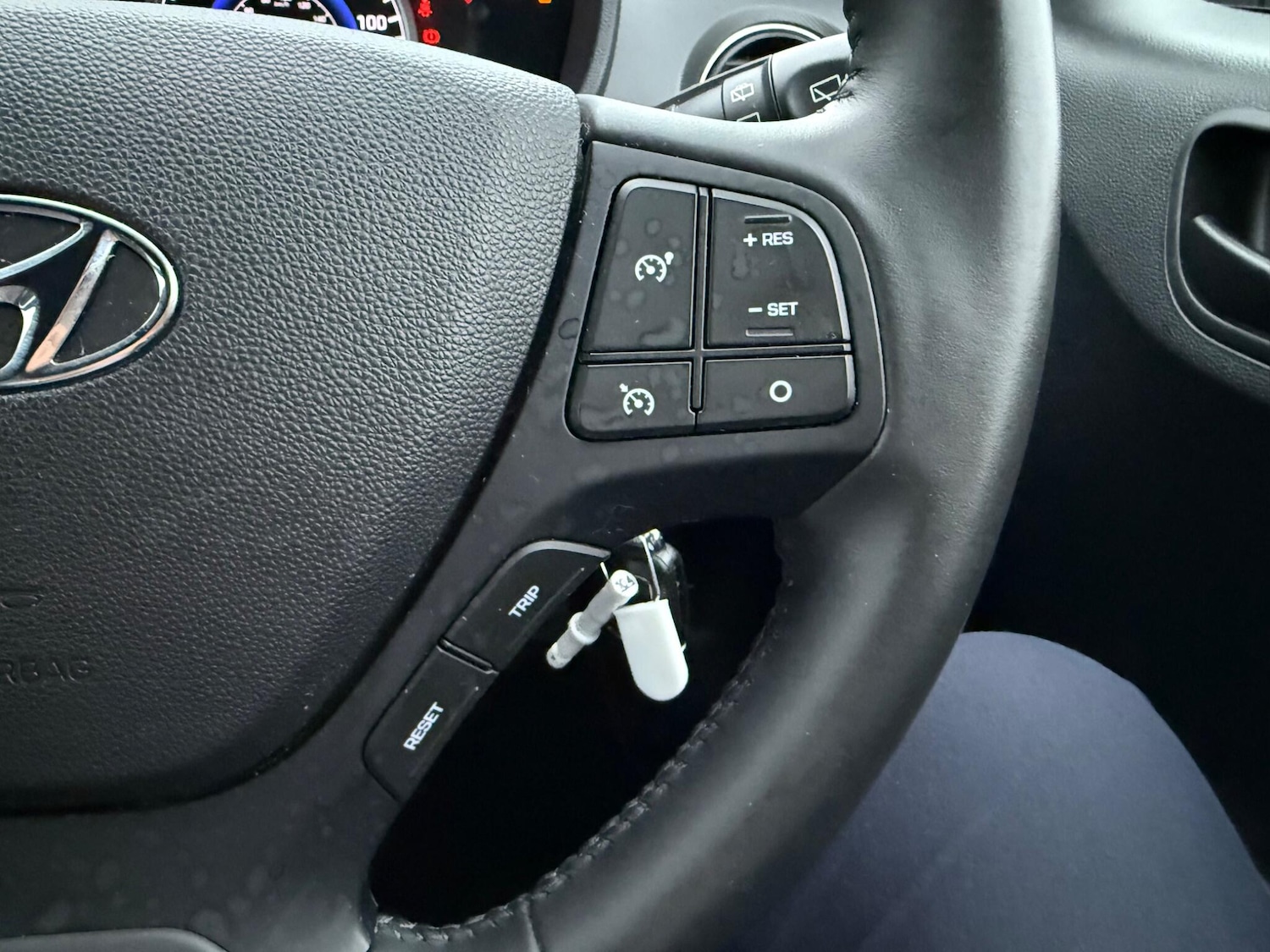 Used Hyundai i10 2019 for sale - 77191621: Photo 34