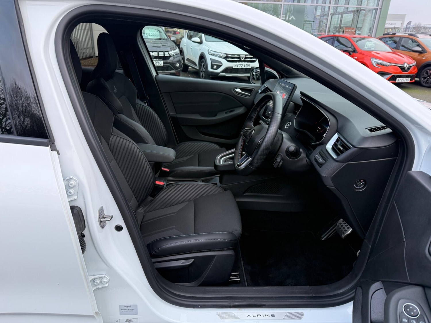 Used Renault Clio 2024 for sale - 77155426: Photo 17