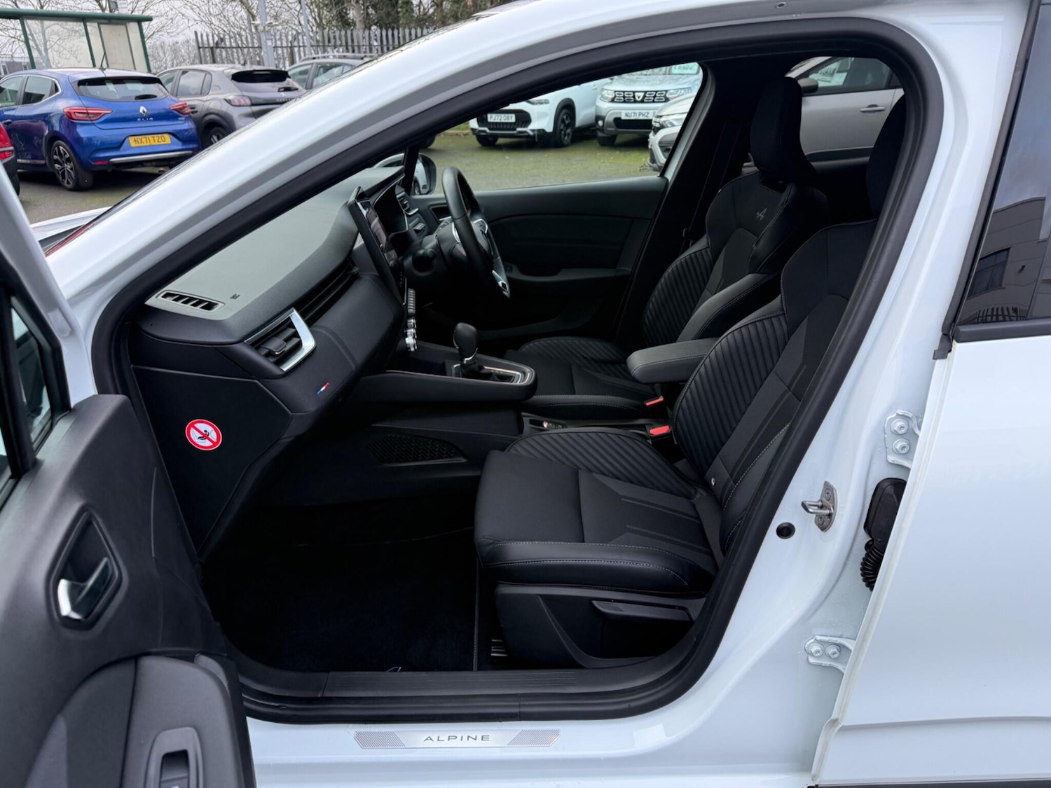 Used Renault Clio 2024 for sale - 77155426: Photo 18