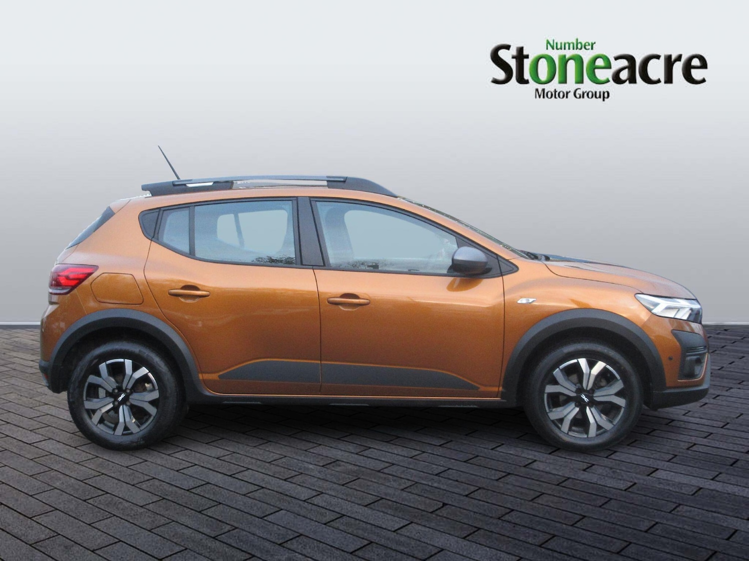 Used Dacia Sandero Stepway 2023 for sale - 76926128: Photo 2