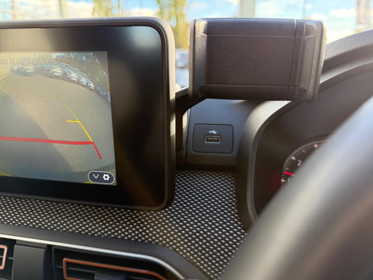 Used Dacia Sandero Stepway 2023 for sale - 76926128: Photo 29