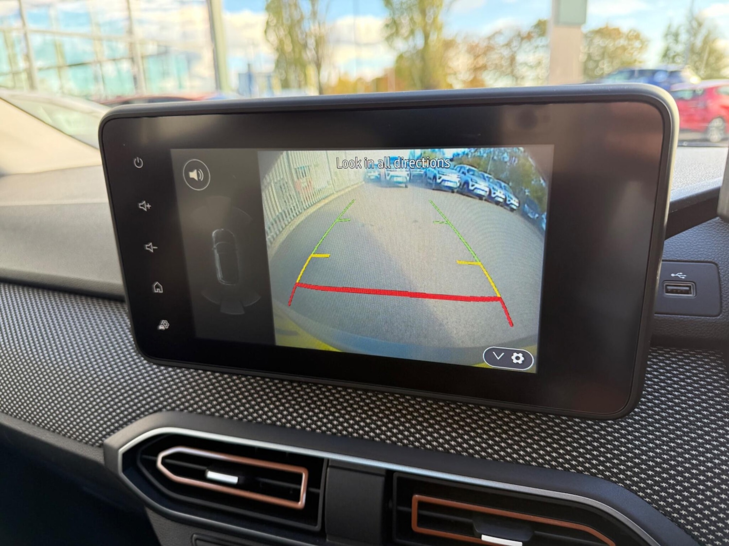 Used Dacia Sandero Stepway 2023 for sale - 76926128: Photo 30