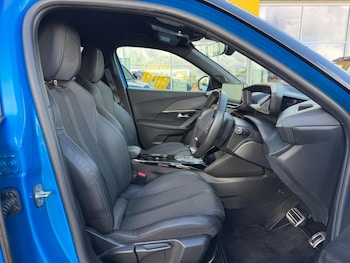 Used Peugeot 2008 2023 for sale - 78601150: Photo
