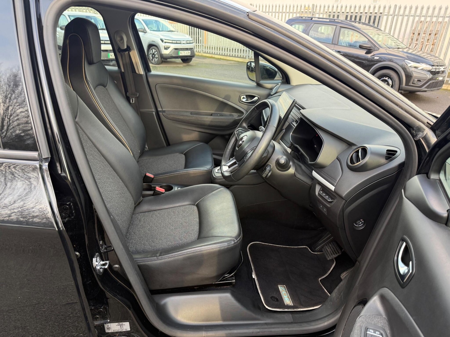 Used Renault Zoe 2022 for sale - 77709555: Photo 16