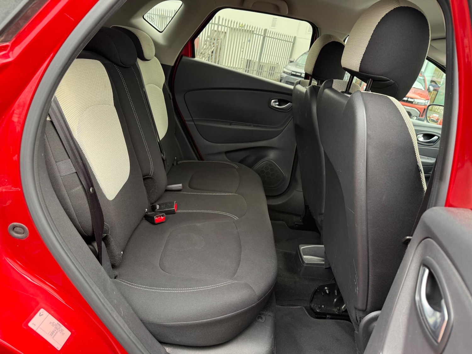 Used Renault Captur 2018 for sale - 77683708: Photo 14