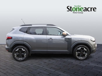 Used Dacia Duster 2024 for sale - 79325030: Photo